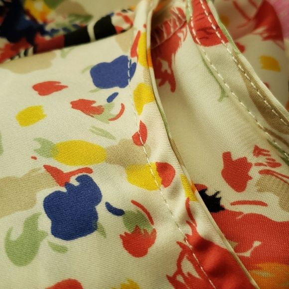 FRANCESCA'S COLLECTION floral blouse - Picture 6 of 8